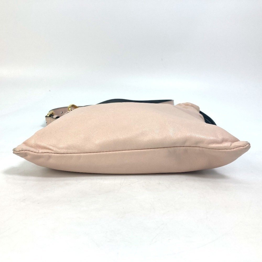 FENDI Black Leather Shoulder Bag - Picture 5 of 15